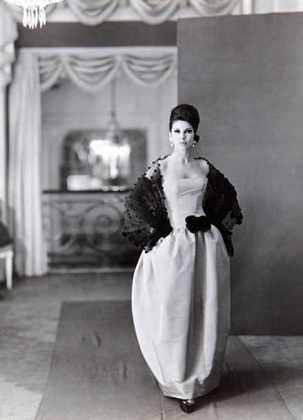 ysl victoire dress